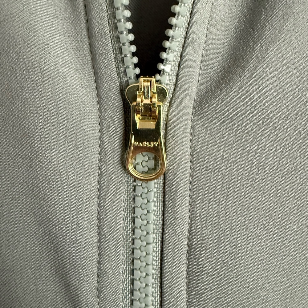 Varley Dalton Court Dress 32” in cool sage size M - Picture 12 of 14